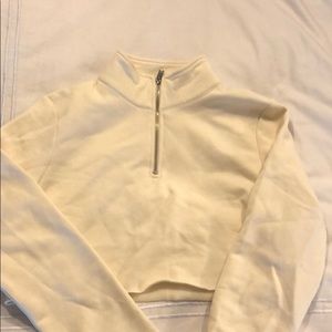 Cropped XLE sweater